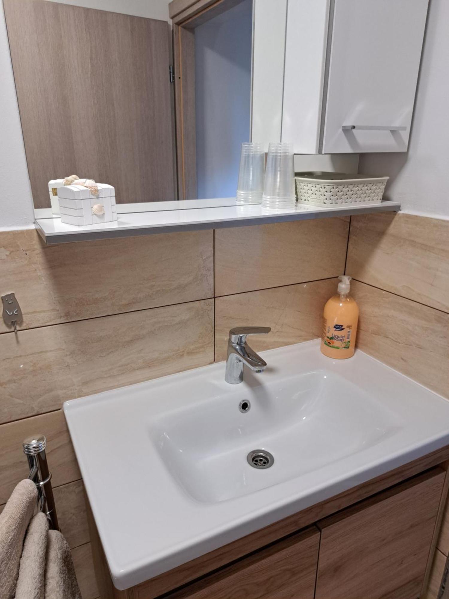 Apartman Teo Duga Resa Extérieur photo